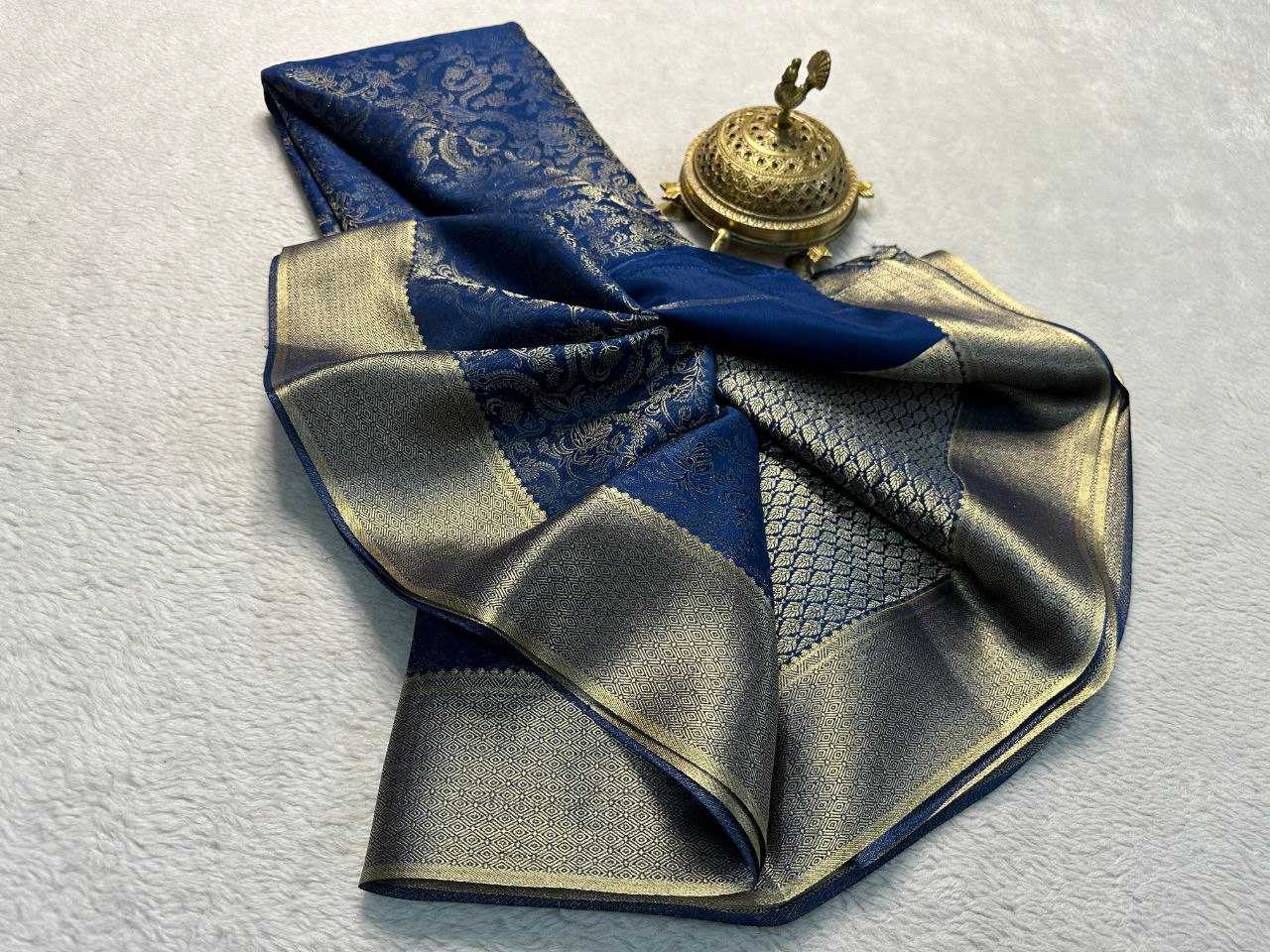 YNF MYSORE SILK RRI PALLU SILK SAREES WHOLESALE SOFT SILK MYSORE SILK TRADITIONAL SAREES MANUFACTURER